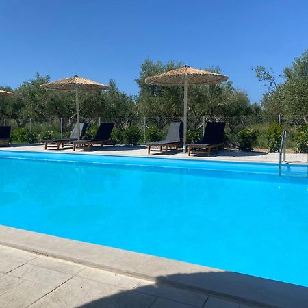 Three Charites Resort يالوفا المظهر الخارجي الصورة