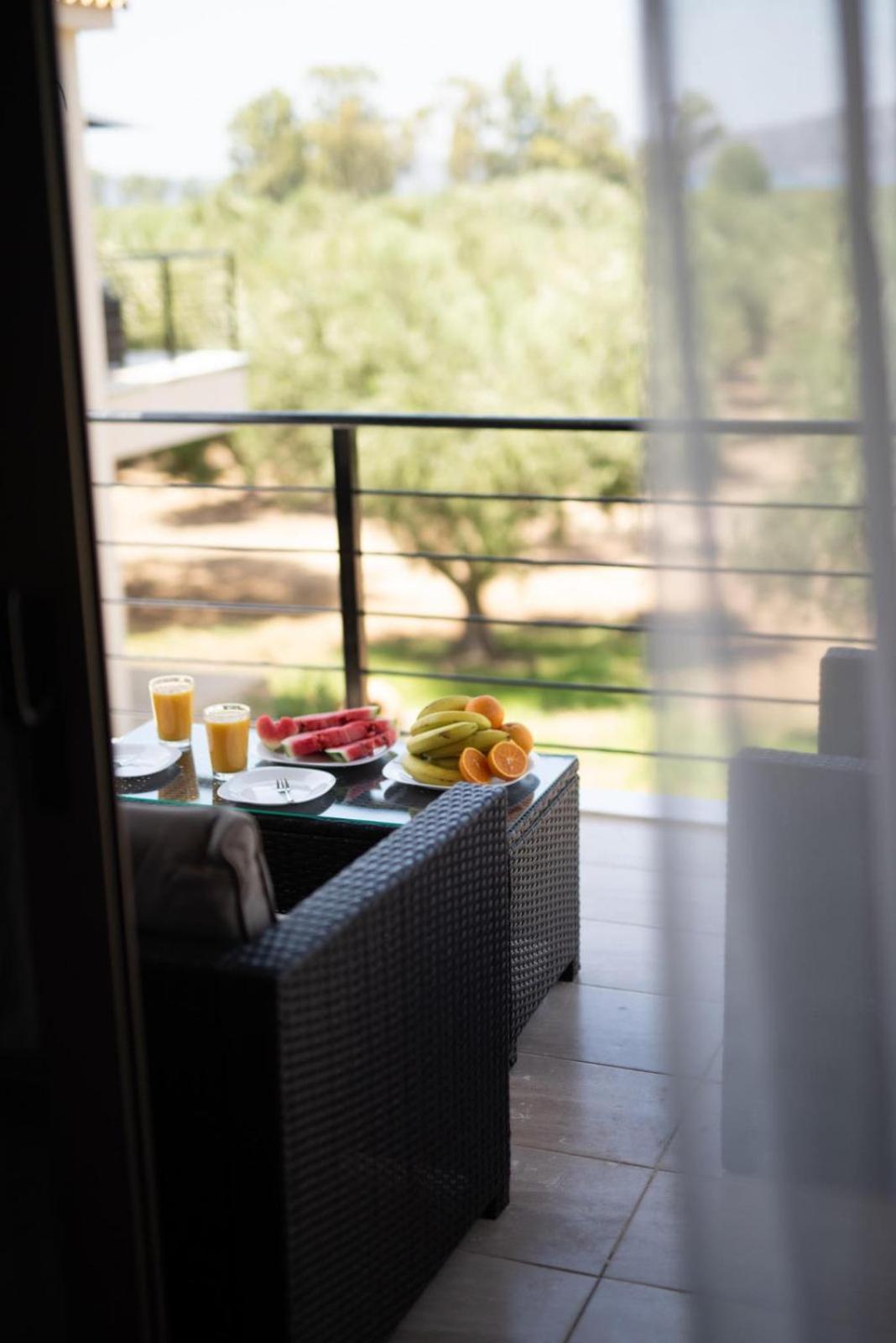 Three Charites Resort يالوفا المظهر الخارجي الصورة