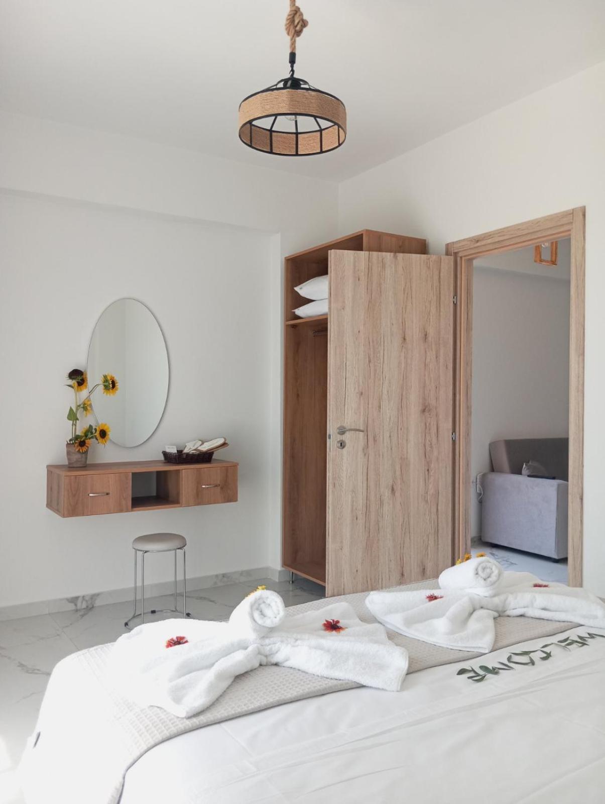 Three Charites Resort يالوفا المظهر الخارجي الصورة