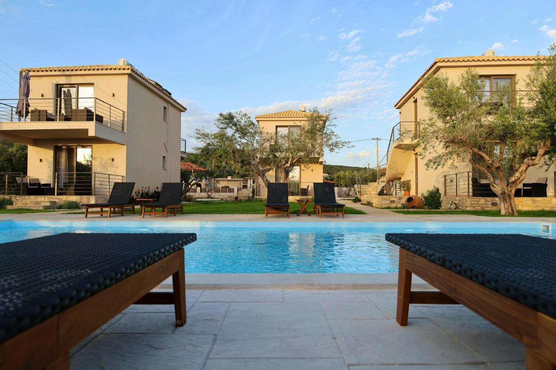 Three Charites Resort يالوفا المظهر الخارجي الصورة